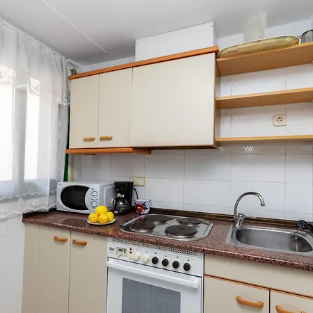Apartment Mediterrani By Interhome Llanca