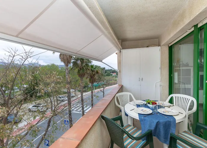 Mediterrani-4 By Interhome